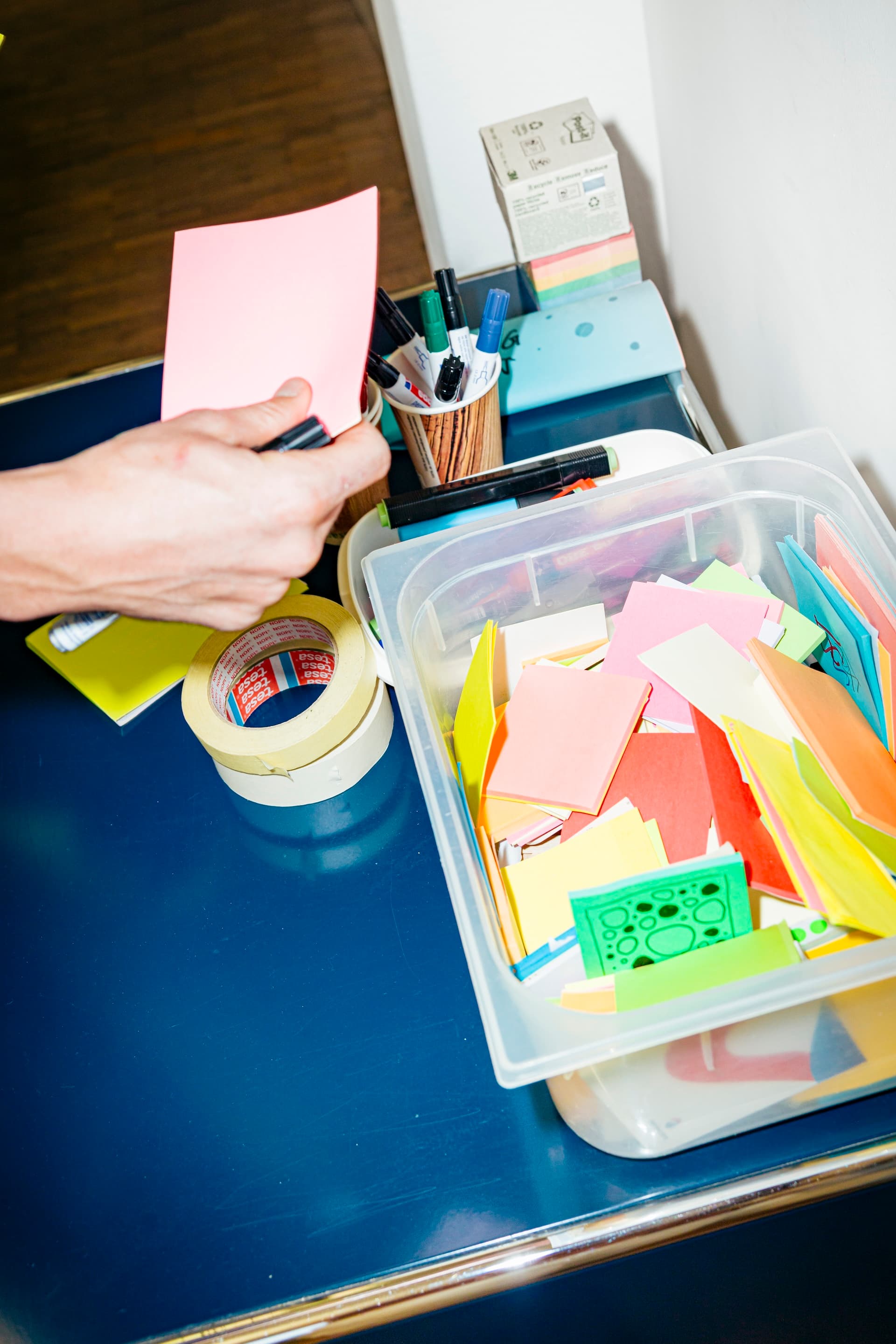 Post-its und Moderationsmaterial
